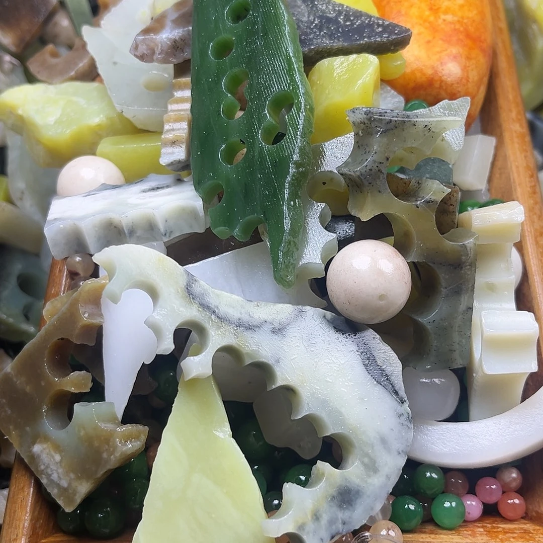 和田玉未镶嵌颈饰用****1