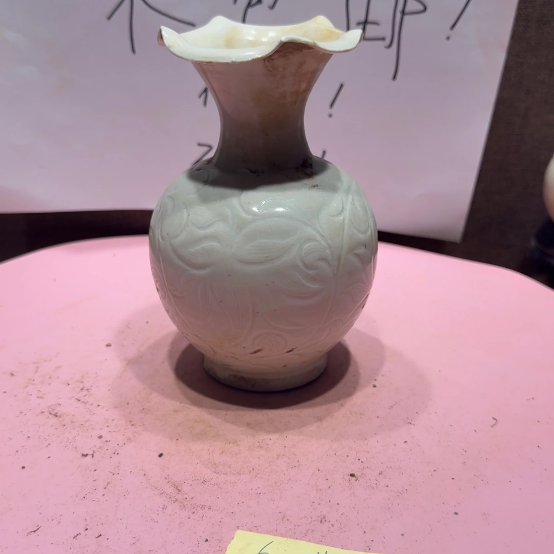 陶其他漂亮的小瓷瓶子