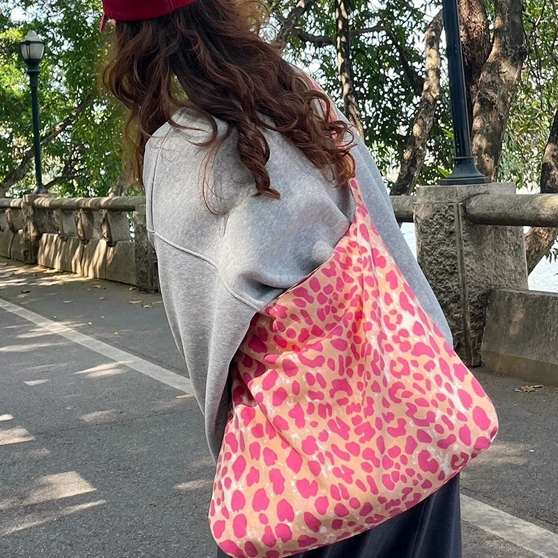 树莓粉豹纹托特包女大容量上班族通勤包学生上课单肩包手提高颜值