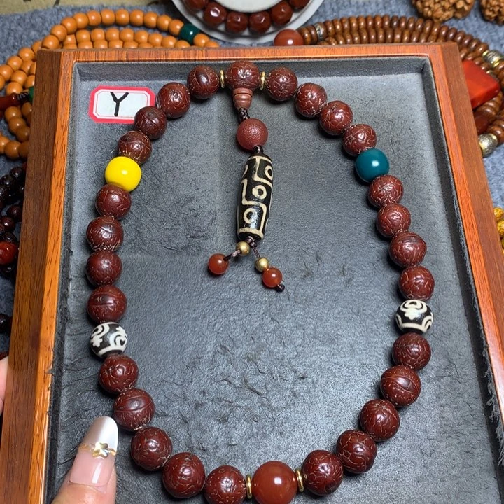 凤眼菩提吊坠菩提