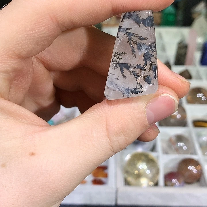 水晶未镶嵌珠宝半成品