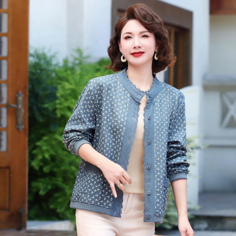 中老年女装时尚休闲夹克妈妈春秋薄款长袖开衫外套花边领刺绣衬衫
