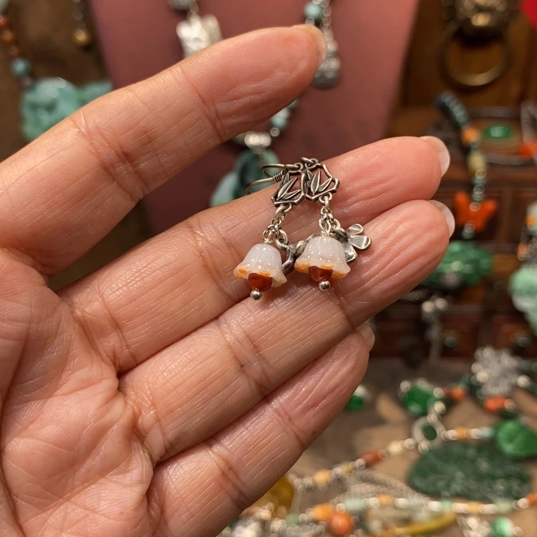 翡翠吊坠(赠链)未镶嵌