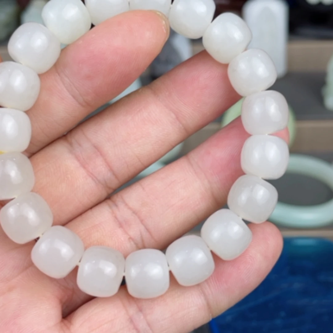 【闪购商品】颈饰未镶嵌和田玉