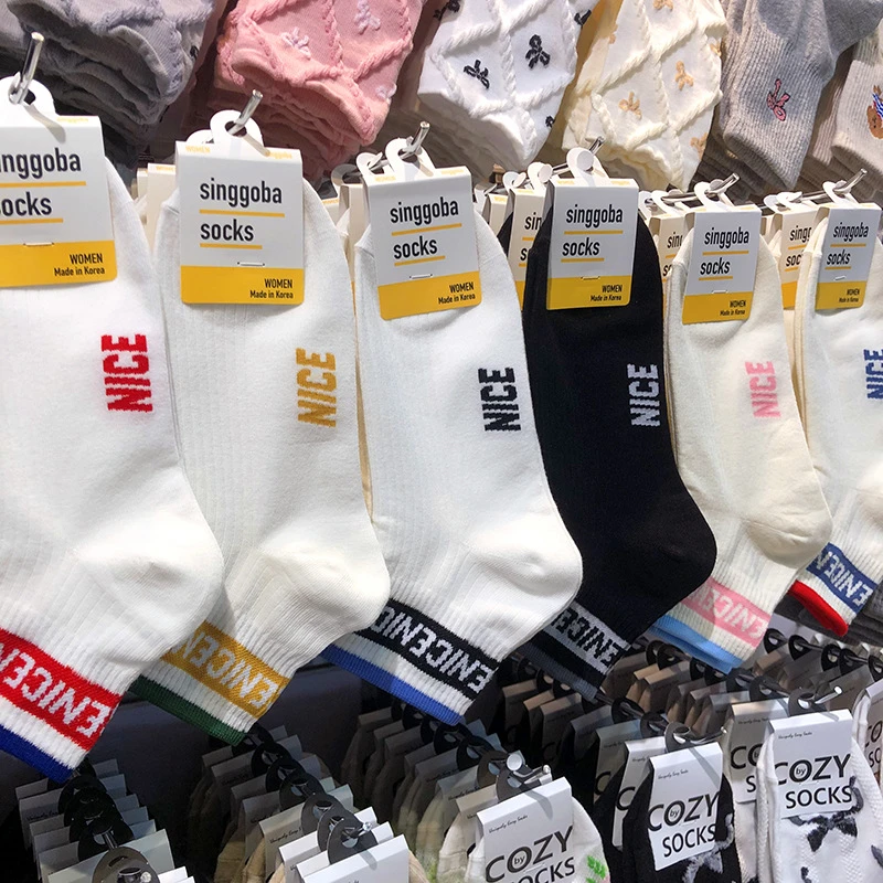2025春夏新款韩国袜子singgoba潮流字母运动棉袜女短筒拼色口低帮