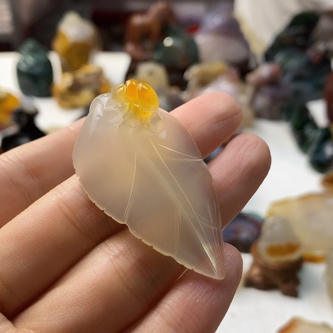 玛瑙/玉髓未镶嵌颈饰