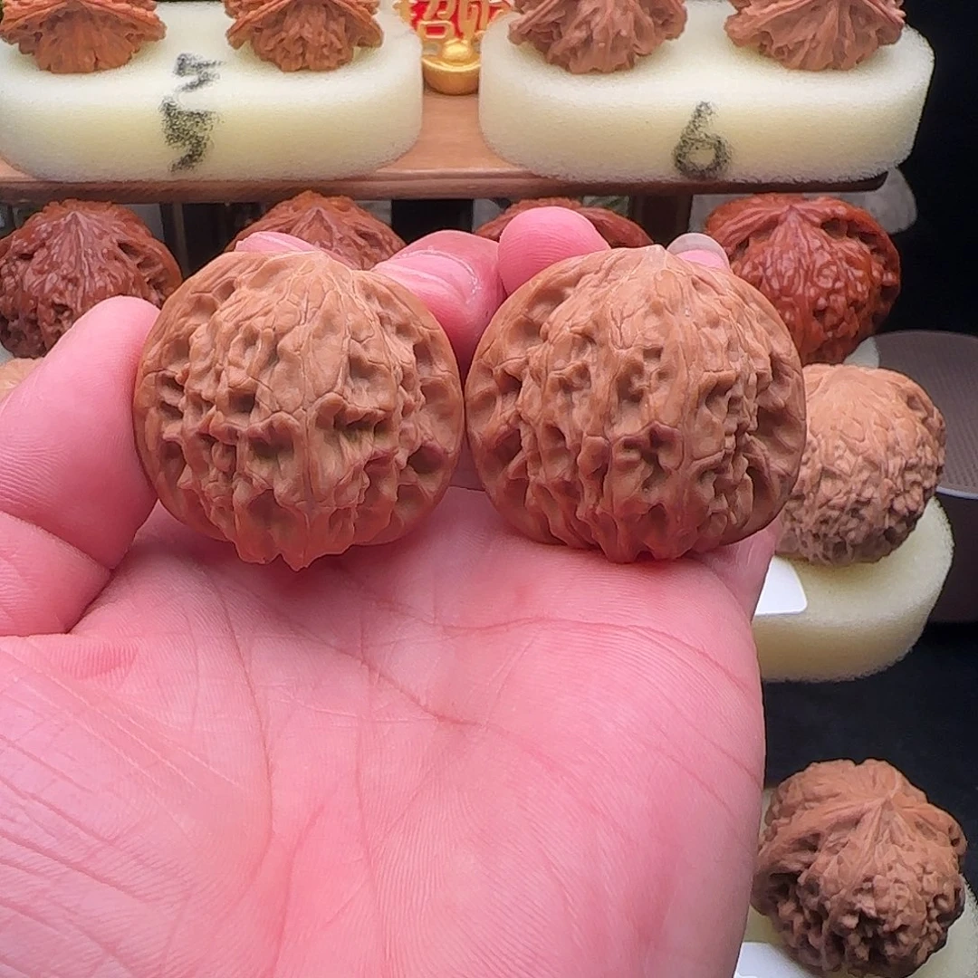 文玩核桃吊坠磨盘