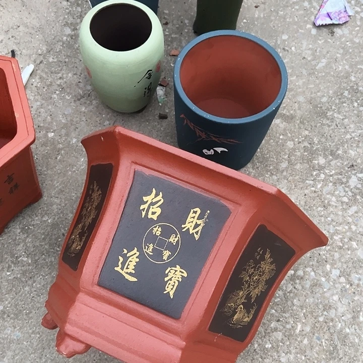 45红棕招财进宝六方花盆花盆