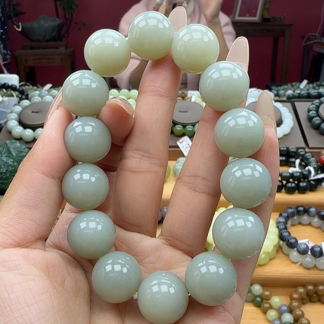 和田玉未镶嵌手串