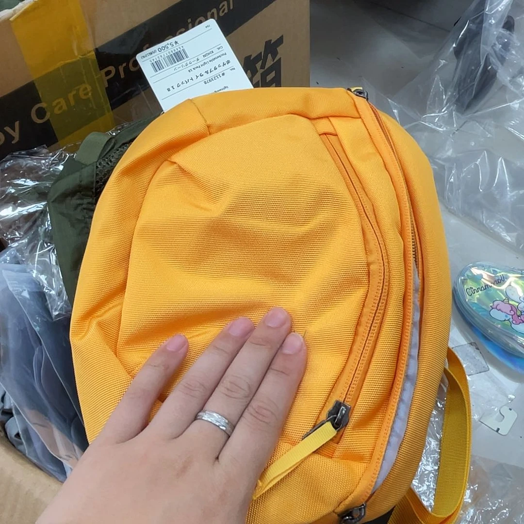 PU化妆包等各种产品