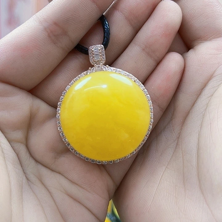 琥珀银S925镶嵌颈饰吊坠