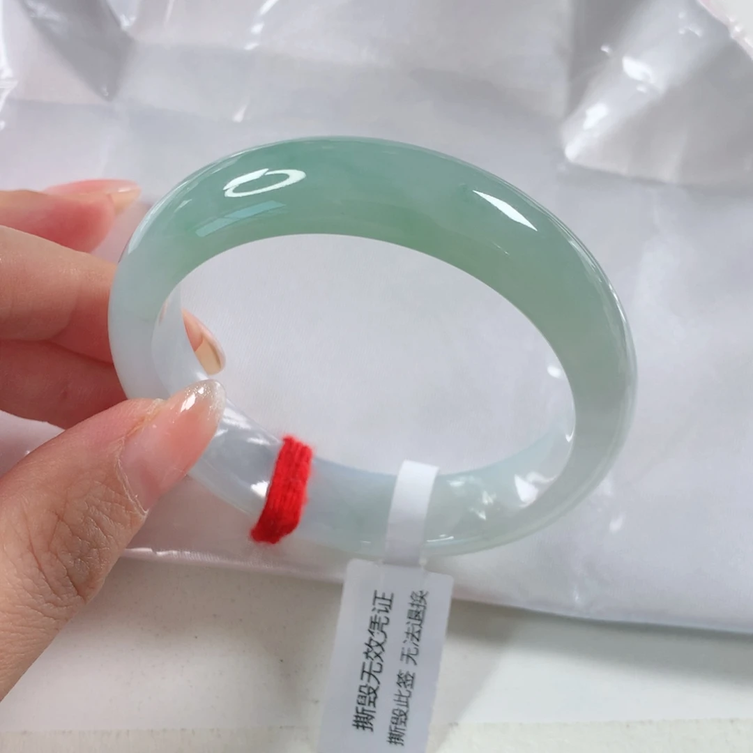 翡翠手镯未镶嵌 正圈①⑧⑨