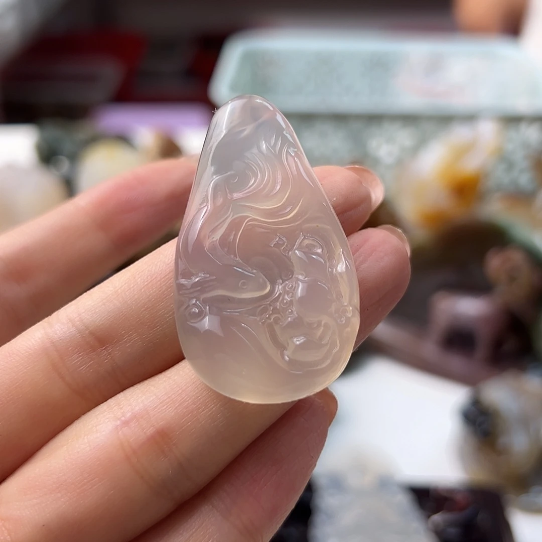 玛瑙/玉髓颈饰未镶嵌