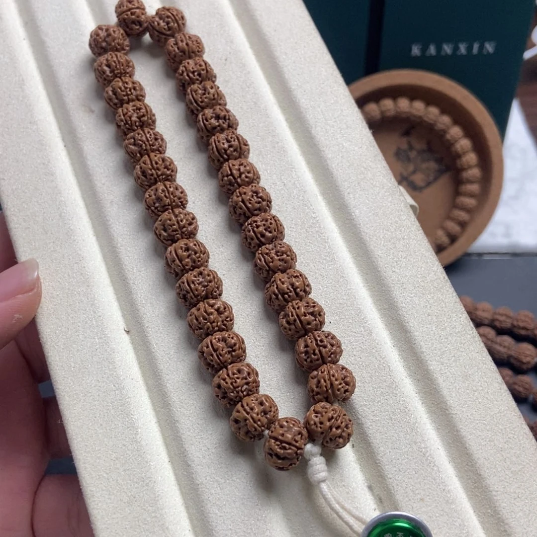 金刚菩提吊坠梅花