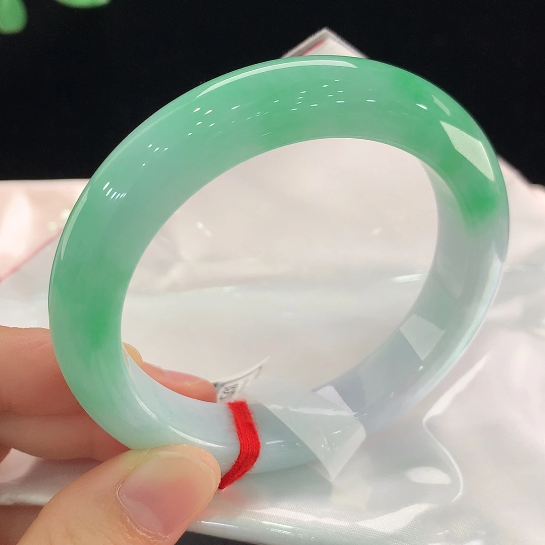 翡翠未镶嵌手镯1867