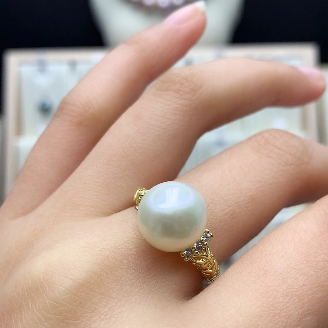 淡水珍珠颈饰合金