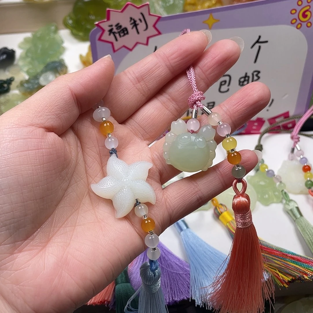 褵***儿蛇纹石玉未镶嵌颈饰