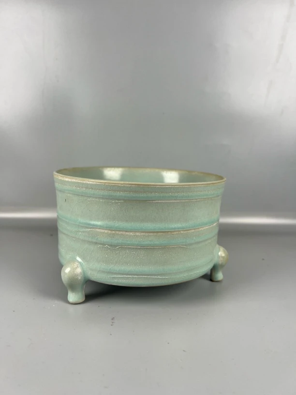 手工制作耀州窑陶瓷摆件三足樽粉青釉三足瓷器天青釉天青色青瓷