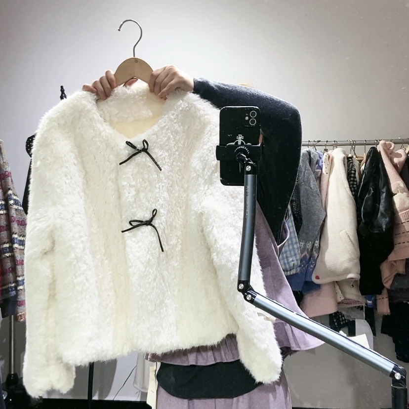 【闪购商品】白色外套