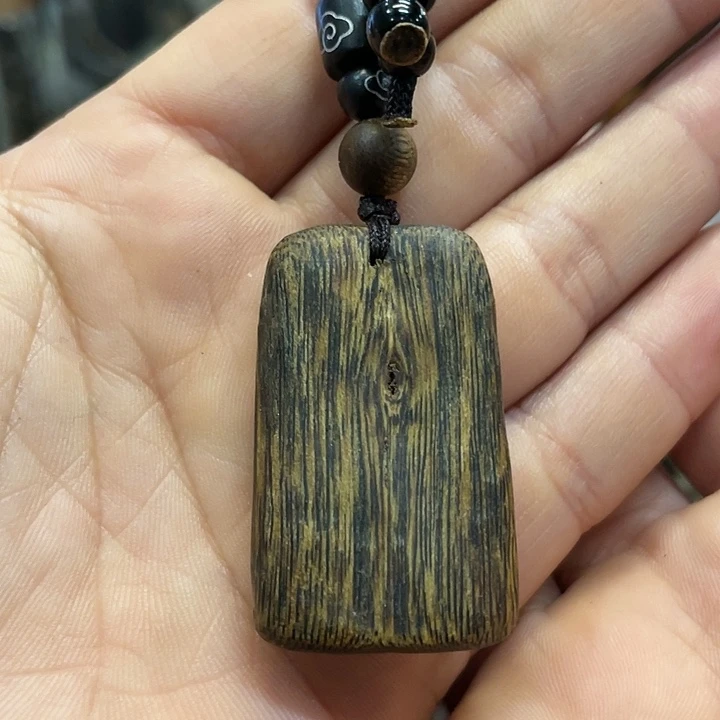 沉香吊坠奇楠挂件红油老料