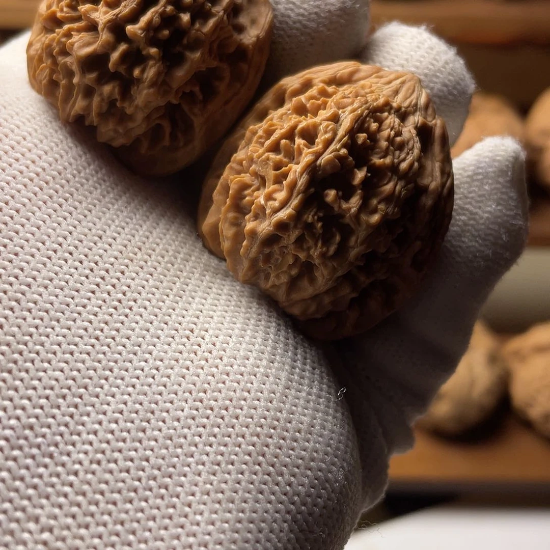 桃核吊坠满天星狮子头33