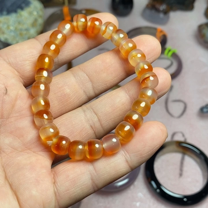 晓***妍未镶嵌玛瑙/玉髓珠宝奇石