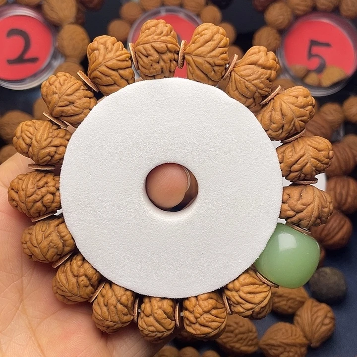 C***g手串桃核豹子头矮桩手串19尺寸16颗无修