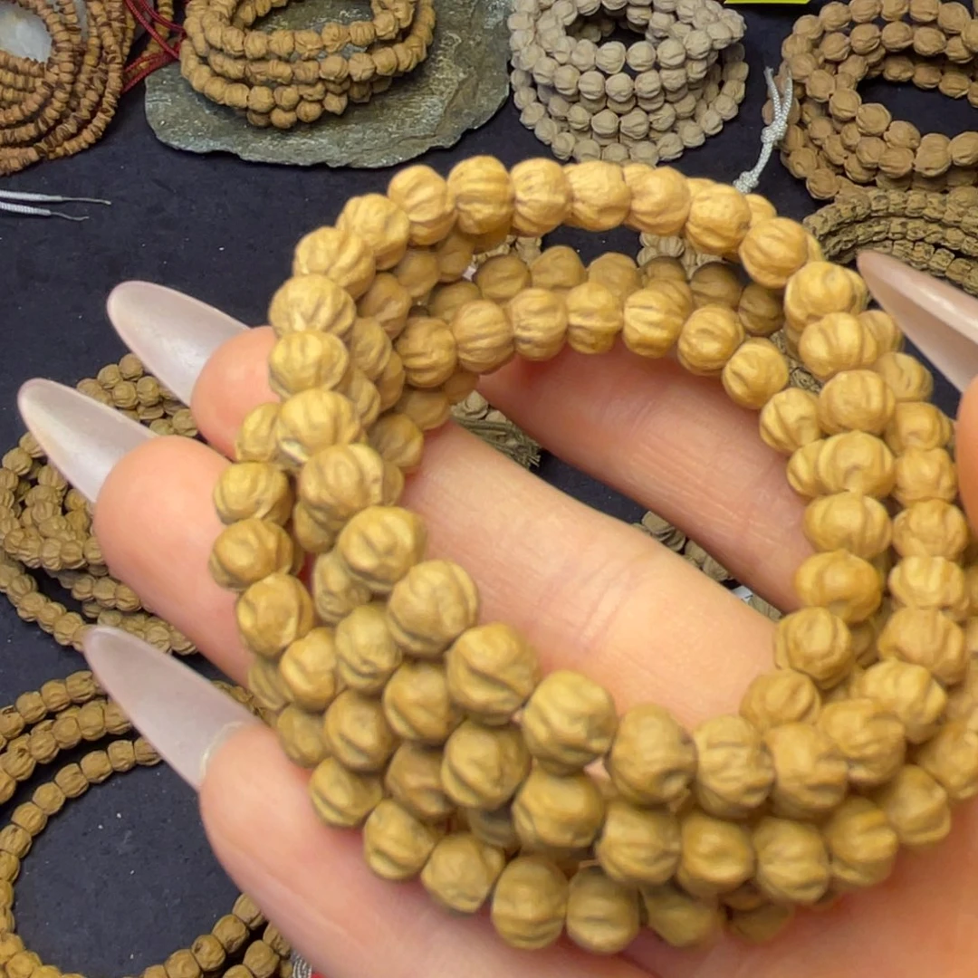 不***晚柏香籽/百香籽吊坠