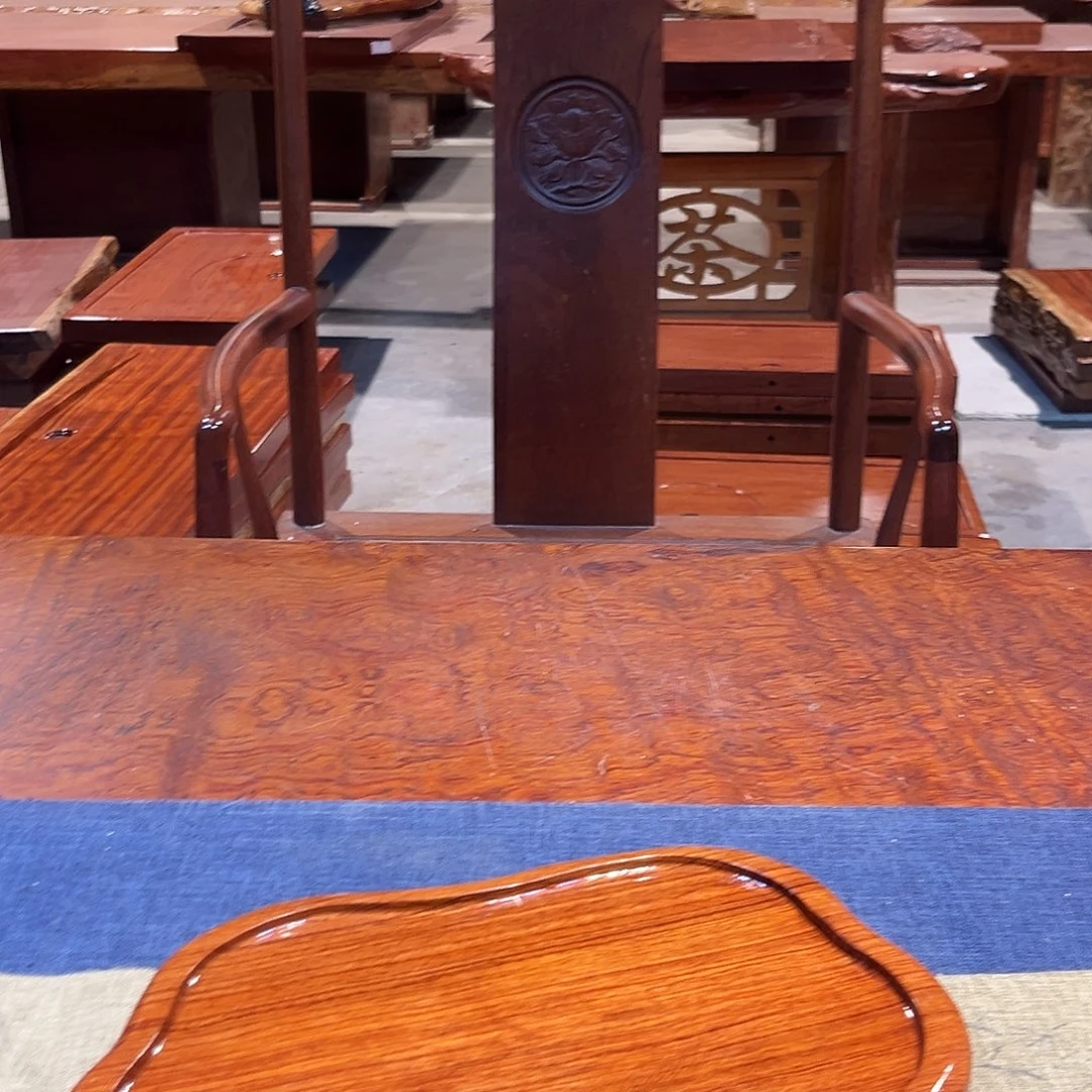 玉木（非红木类）巴花学名古夷苏木