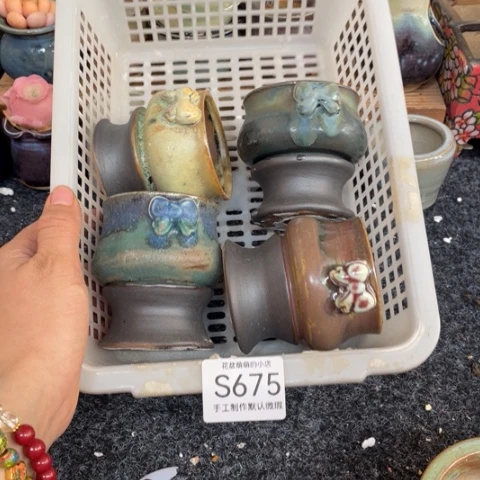紫砂花盆微瑕675口径6厘米左右口不圆
