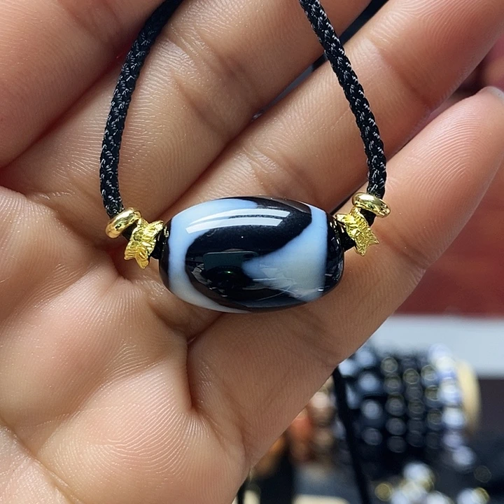 玛瑙/玉髓合金颈饰