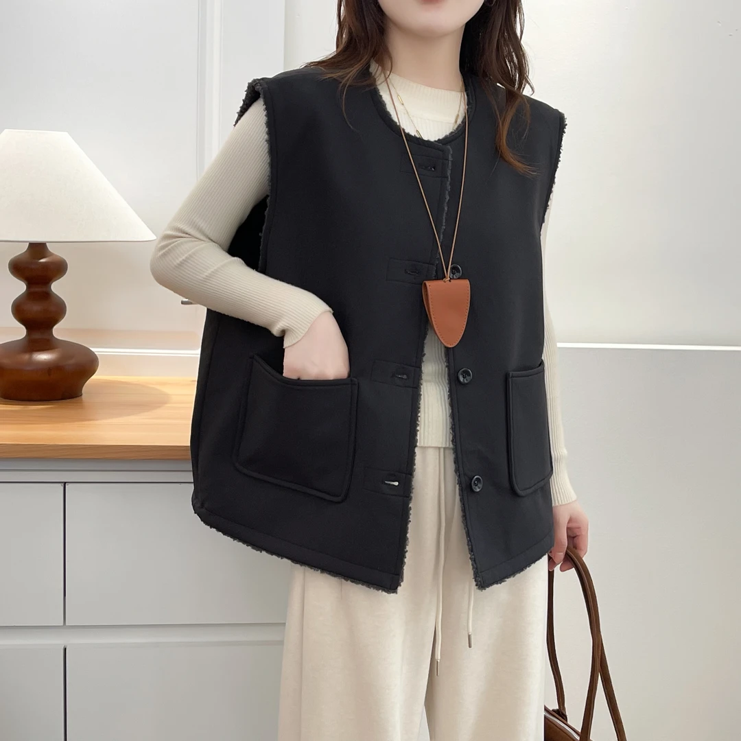 大码胖mm女装秋冬小香风加厚羊羔绒显瘦马甲外套宽松显瘦无袖马夹