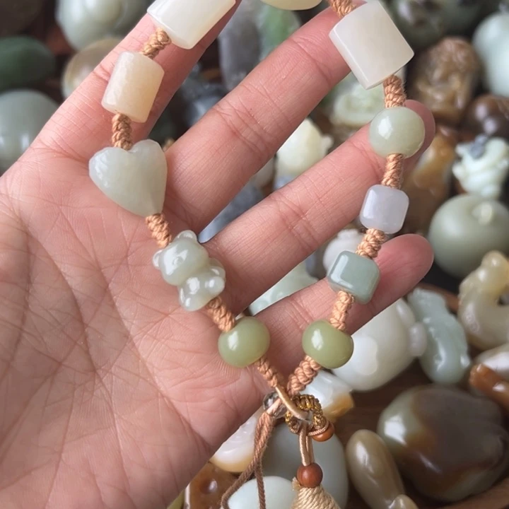 未镶嵌和田玉（糖玉）珠宝奇石