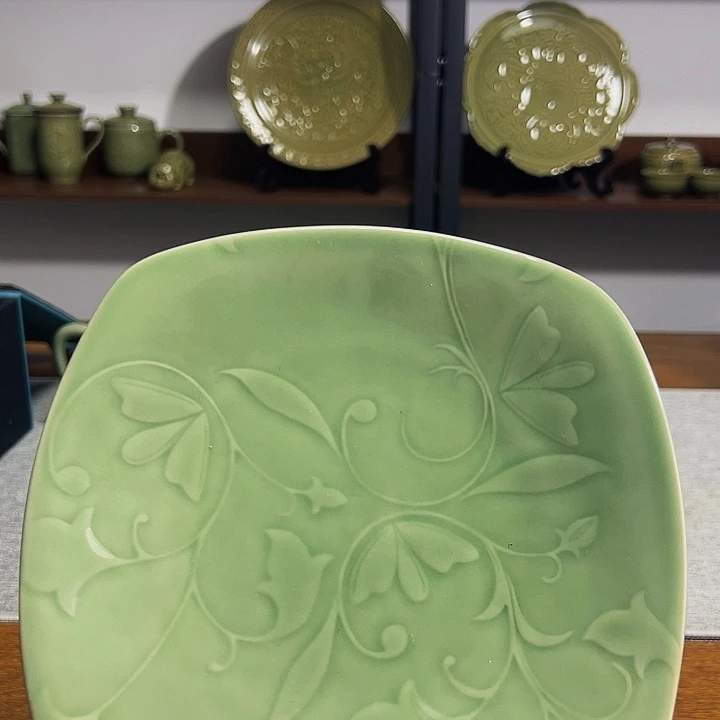 耀州窑青釉玉兰方盘1只