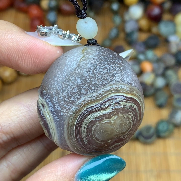 玛瑙/玉髓未镶嵌珠宝半成品