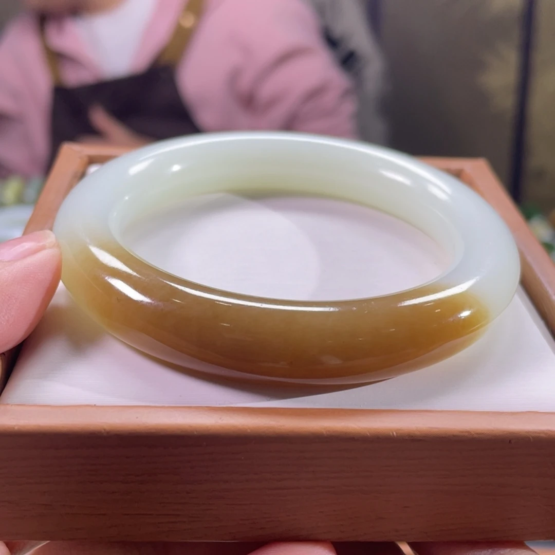 和田玉未镶嵌手镯60圆条