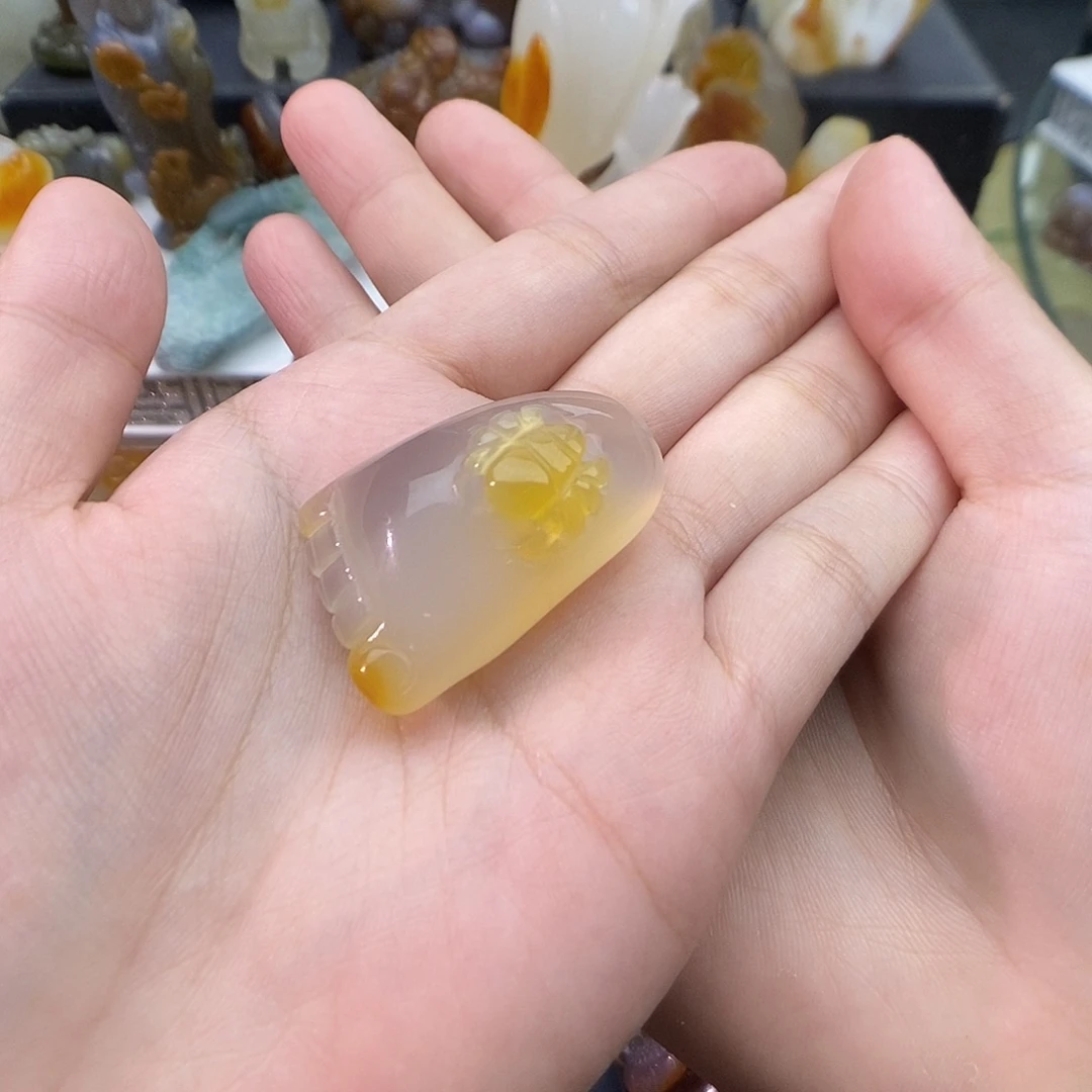 未***年未镶嵌颈饰玛瑙/玉髓
