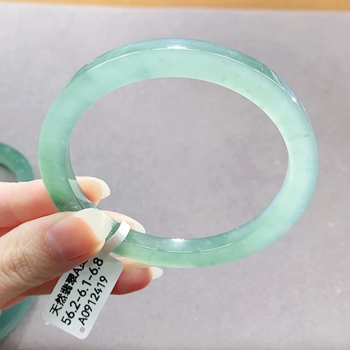 【闪购商品】未镶嵌手镯翡翠
