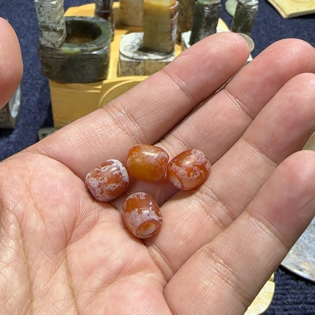 …***…和田玉（糖玉）未镶嵌车挂