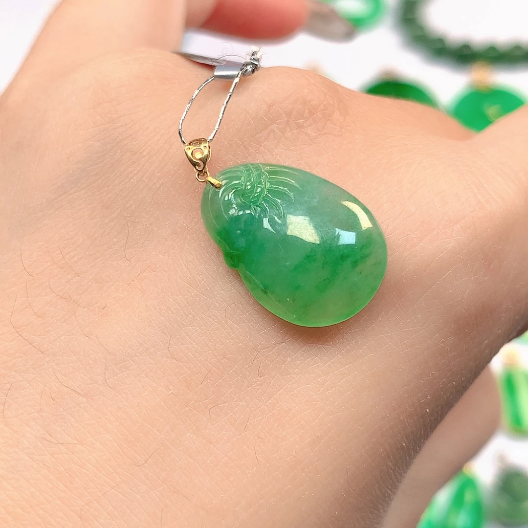 翡翠18K金镶嵌吊坠(不含链)