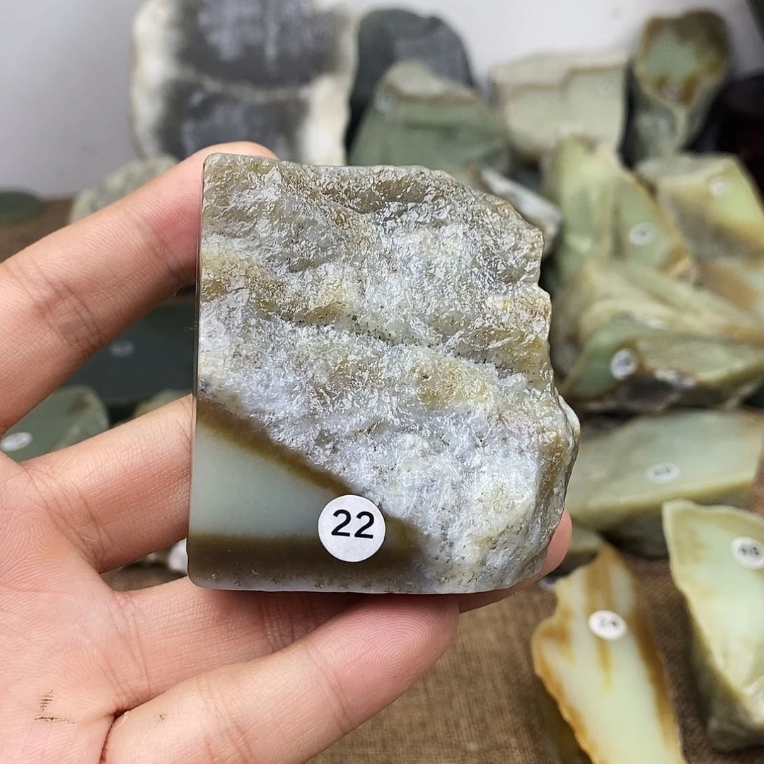 和田玉（糖玉）未镶嵌珠宝奇石S*