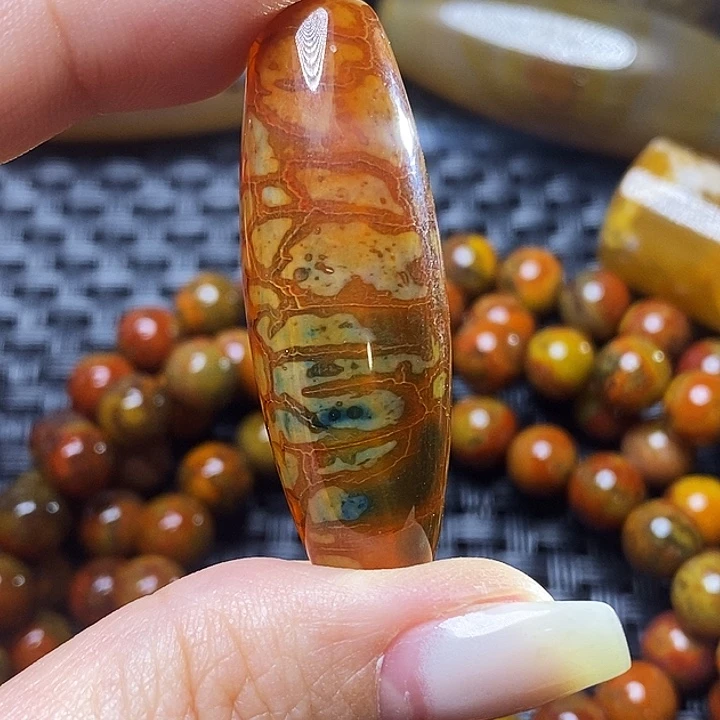 十***刀玛瑙/玉髓未镶嵌颈饰