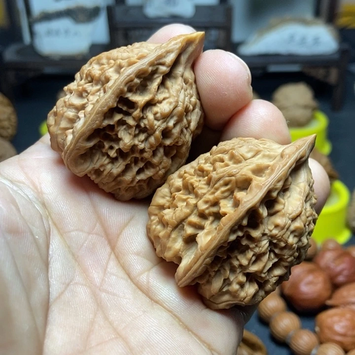 核桃麒麟纹大官帽1