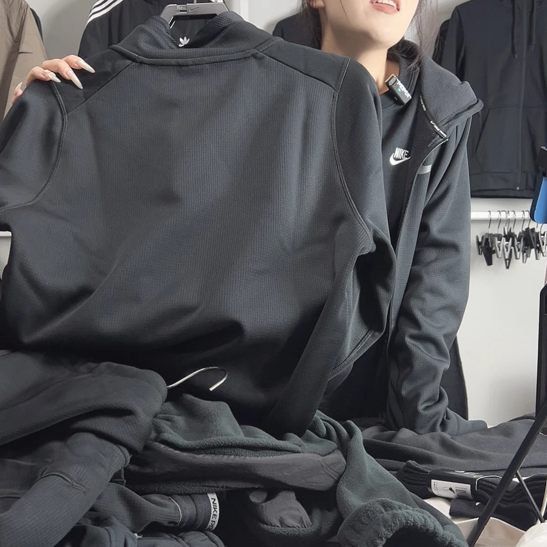 2125外套黑色L码130-150斤不退换