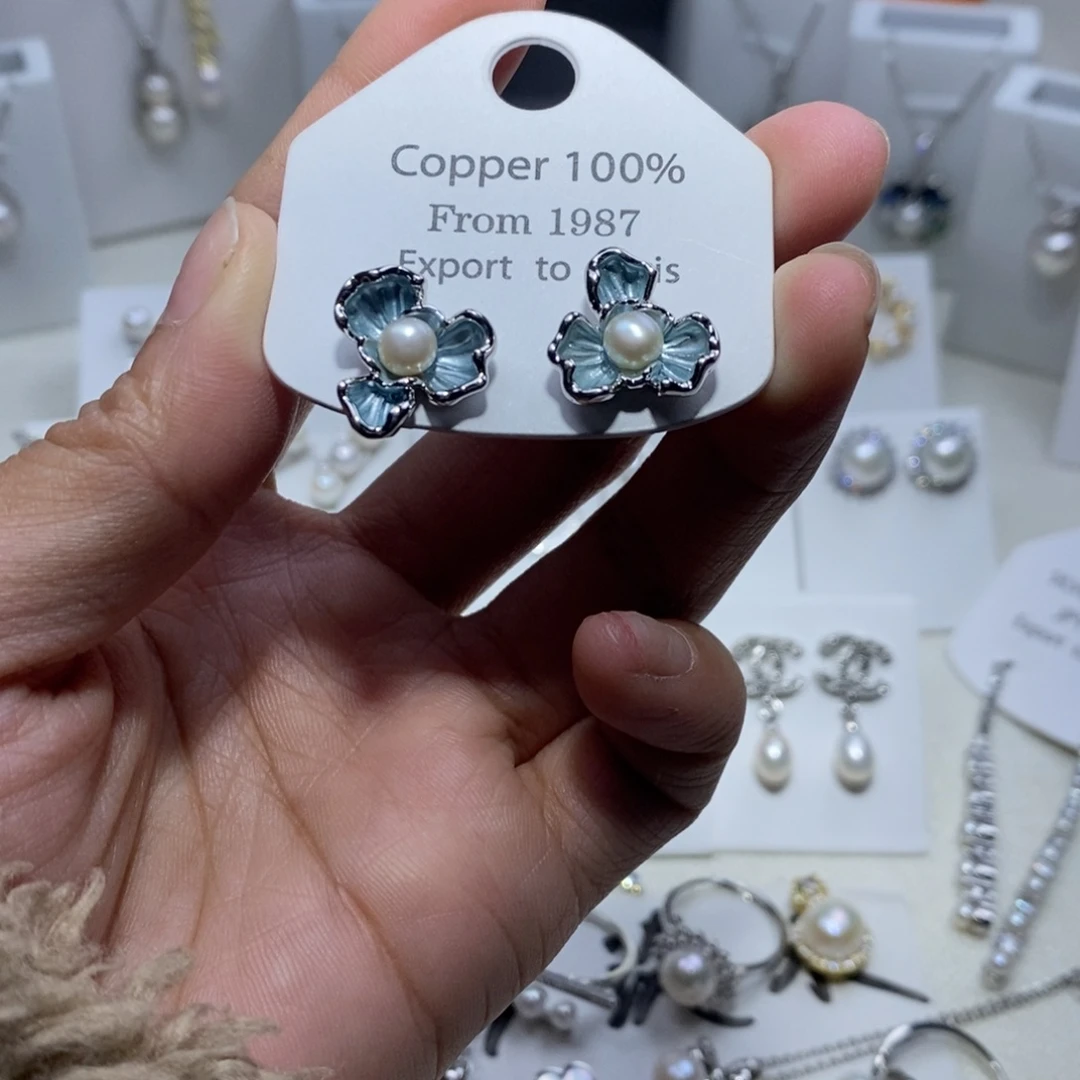 淡水珍珠未镶嵌耳饰