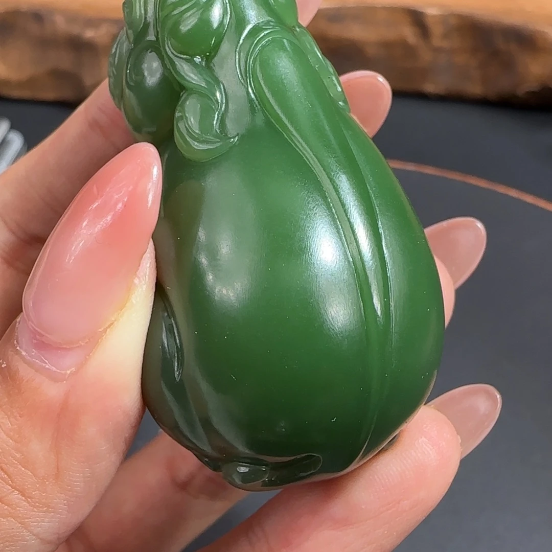 逆***鱼和田玉未镶嵌手镯