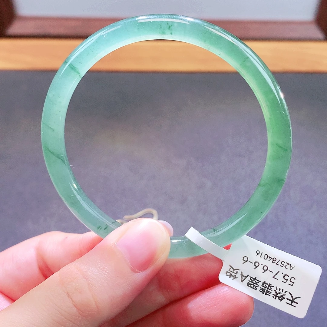翡翠未镶嵌手镯天然翡翠