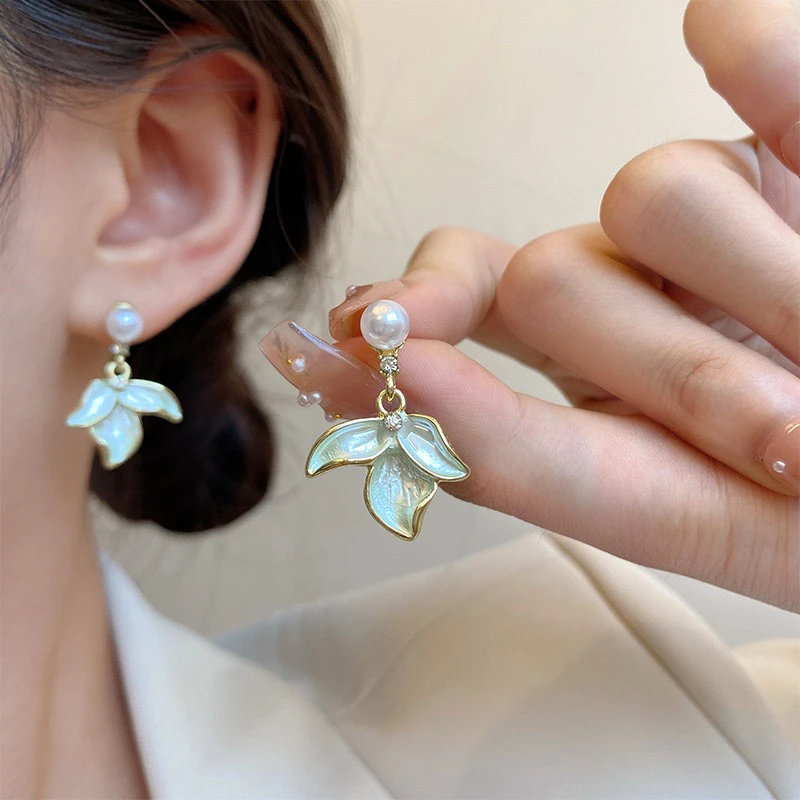合金亚克力耳饰 耳环温柔优雅设计感花瓣造型尽显高级感
