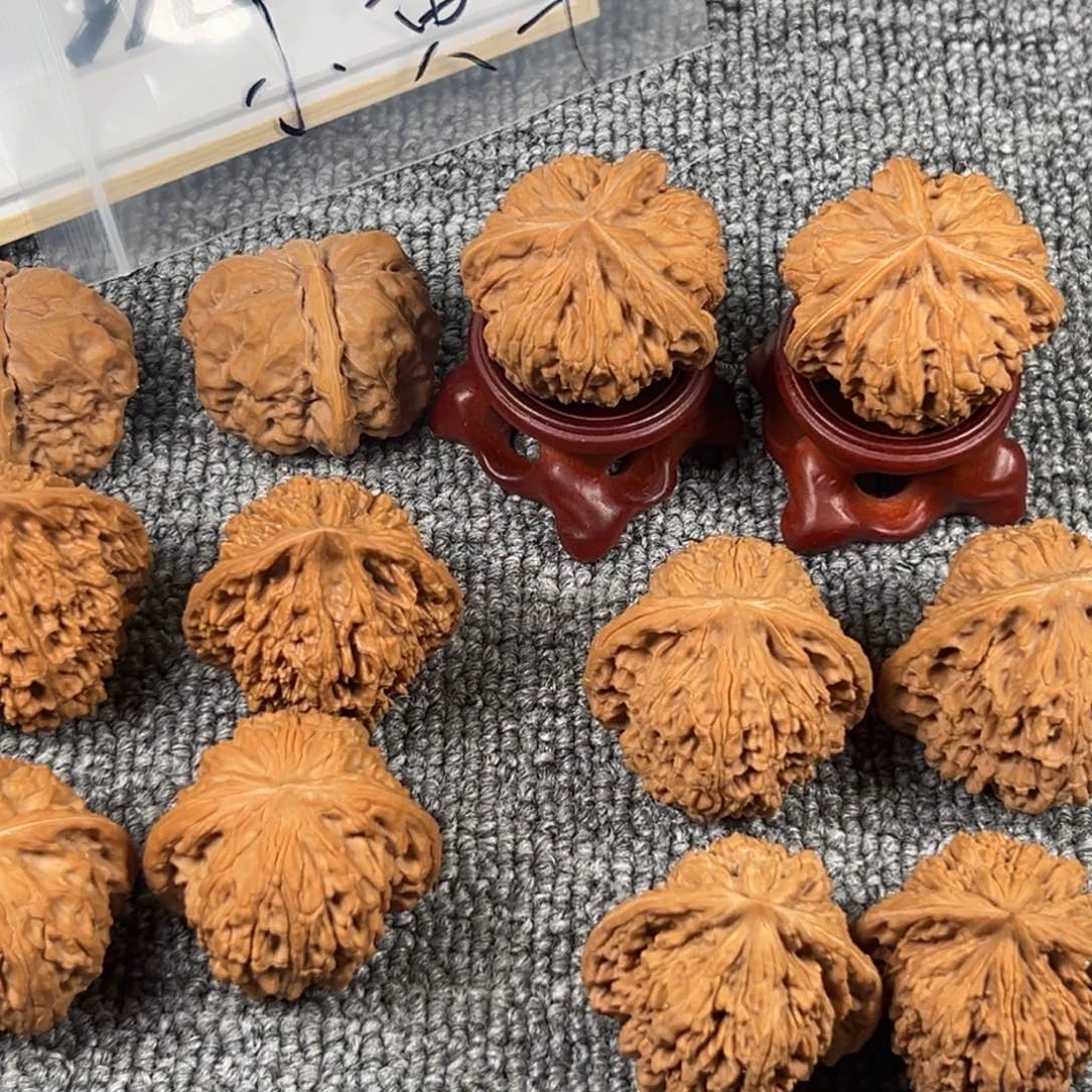 神***动吊坠文玩核桃蚂蚁王