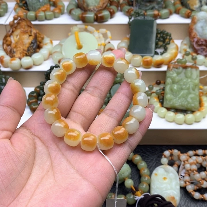 手串未镶嵌透闪石质玉人**凤